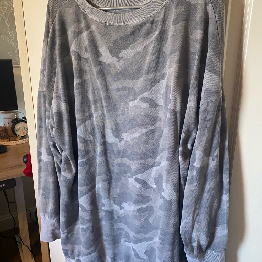 Oversized sweatshirt